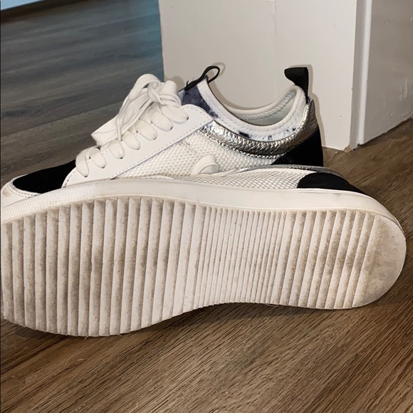 Steve Madden Bliss Sneakers - Picture 8 of 8